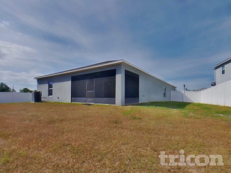 Building Photo - 95 Prairie Falcon Dr