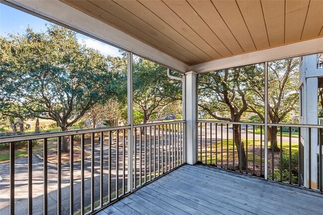 Building Photo - TAMPA APARTMENT FOR RENT!