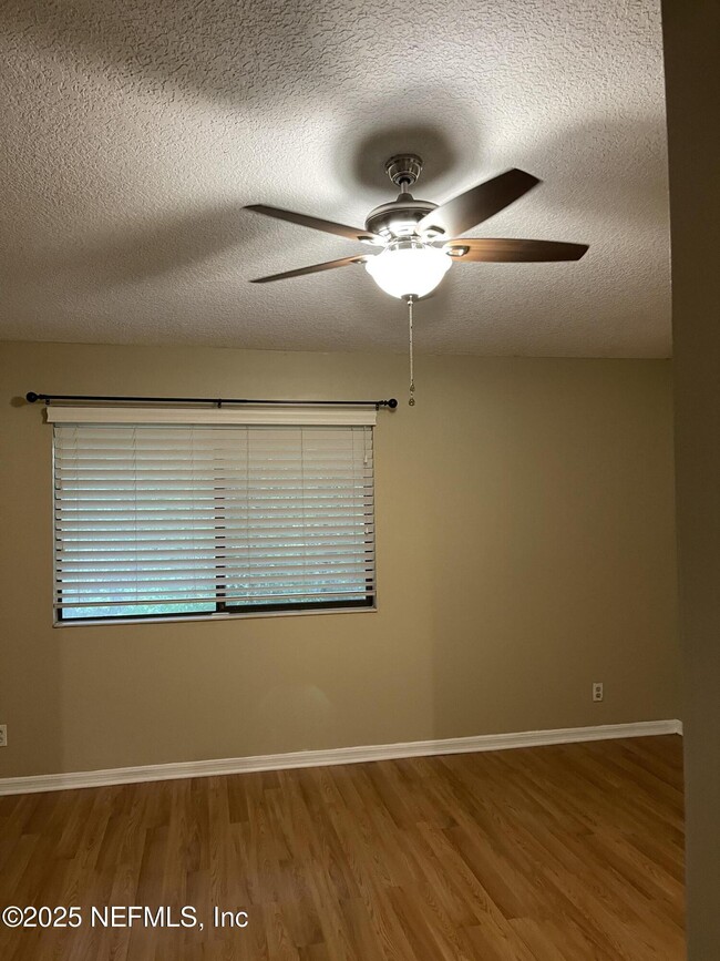 Building Photo - 7701 Baymeadows Cir W
