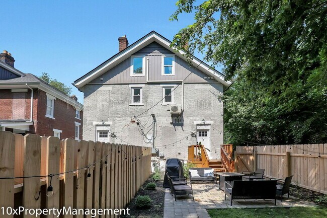 Building Photo - 566 Kimball Pl