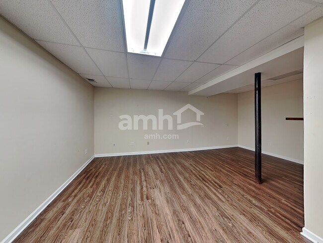 Building Photo - 4837 Baker Plantation Dr