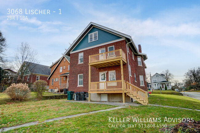 Building Photo - Spacious, gorgeous renovation