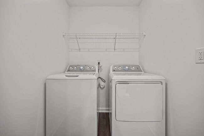 Building Photo - 50% OFF FIRST MONTH RENT!! Charming 4BD/2.5BA Located In Angier NC!!!