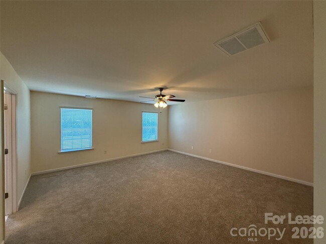Building Photo - 6911 Agnew Dr