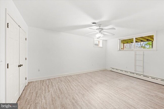 Building Photo - 6013 Selvyn Rd