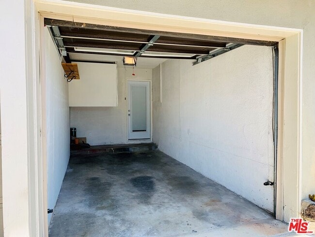 Building Photo - 1543 Euclid Ct