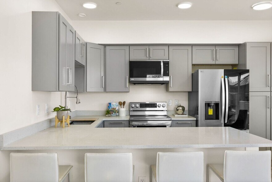 Building Photo - 3580 W 66th Ave