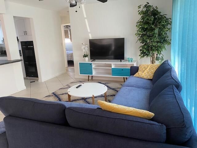 Building Photo - 1029 SE 14th St