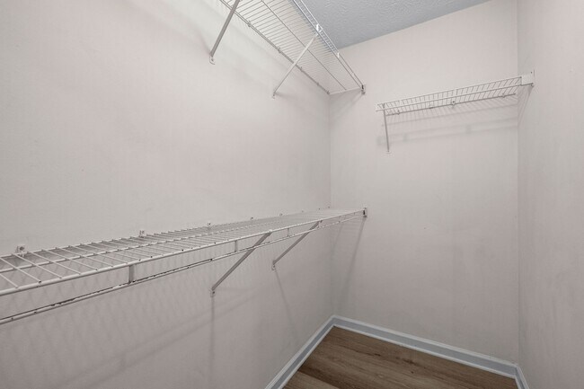Building Photo - 110 Hunters Glen
