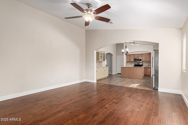 Building Photo - 1444 E Baker Dr