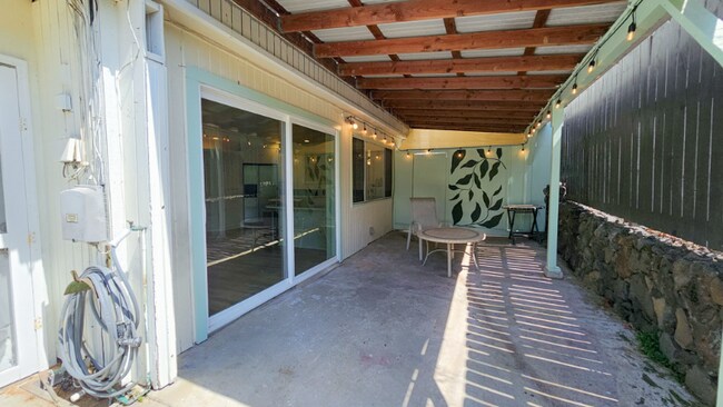 Building Photo - 76-6173-6173 Lehua Rd