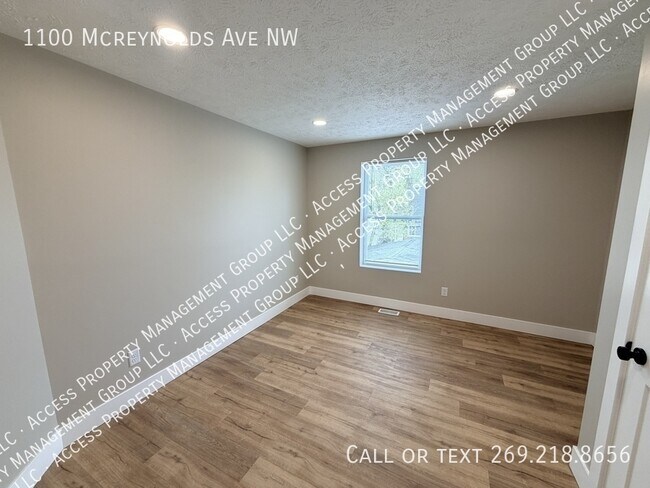 Building Photo - 1100 Mc Reynolds Ave NW