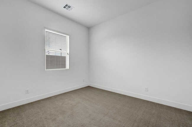 Building Photo - 281 Gandara St