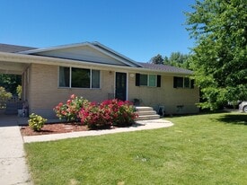 Building Photo - 853 W 2100 N