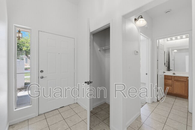 Building Photo - 1869 Poetic Valley Cir