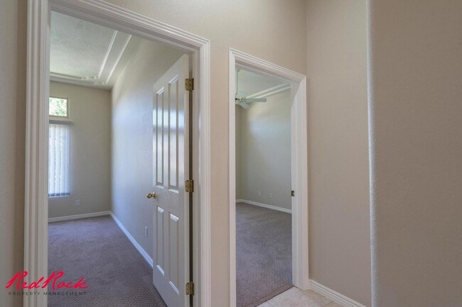 Building Photo - Comfortable 3-bedroom Home. Small Dog Frie...