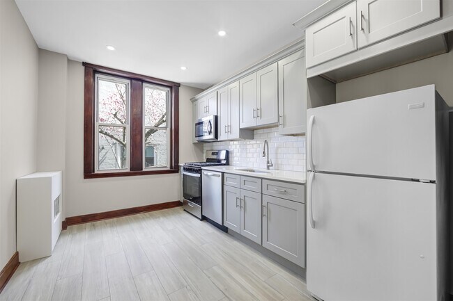 Building Photo - 2128 New York Ave