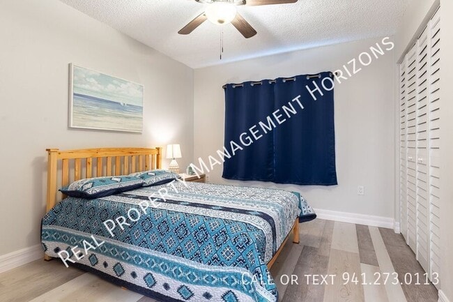 Building Photo - 3750 Pinebrook Cir