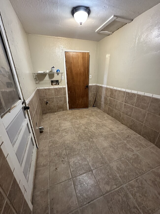Building Photo - 10301 Rio Puerco Trail SW