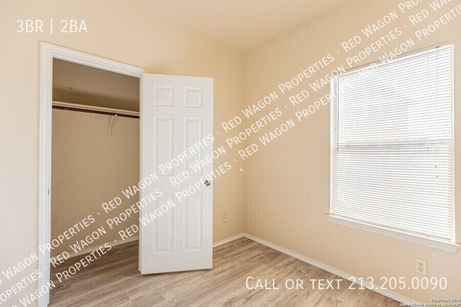 Building Photo - 7226 Golf Way