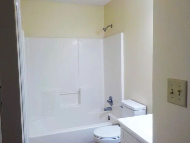 Building Photo - BEAUTIFUL HOUSE COMING AVAILABLE