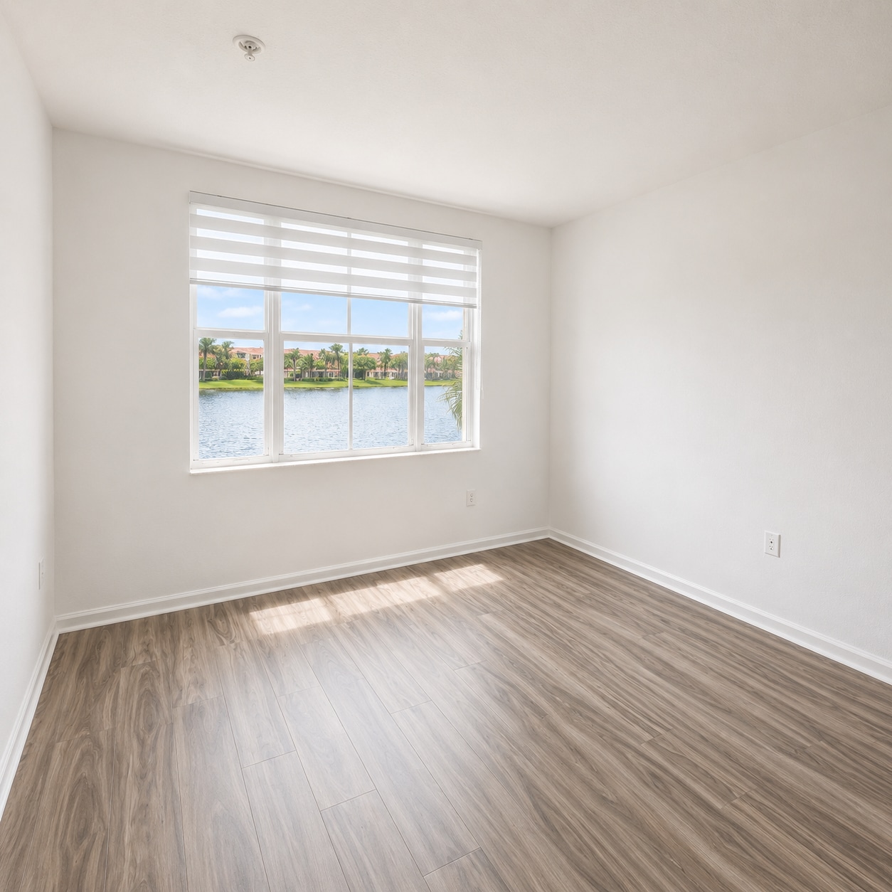 Building Photo - 4404 SW 160th Ave