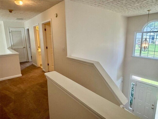 Building Photo - 540 Manor Glen Dr