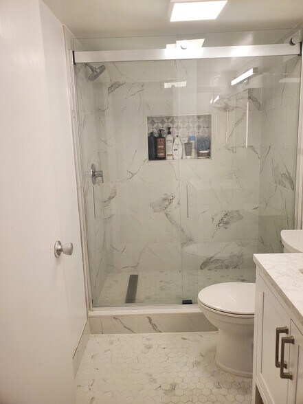 Bathroom - 2201 L St NW