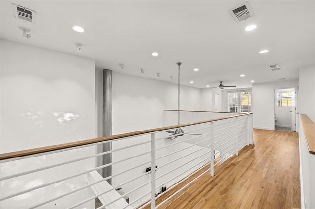 Building Photo - 3344 Miro Pl