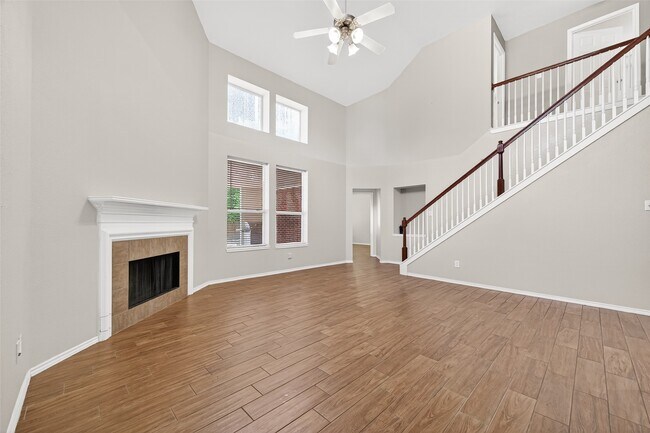 Building Photo - 17611 Haywood Oaks Dr