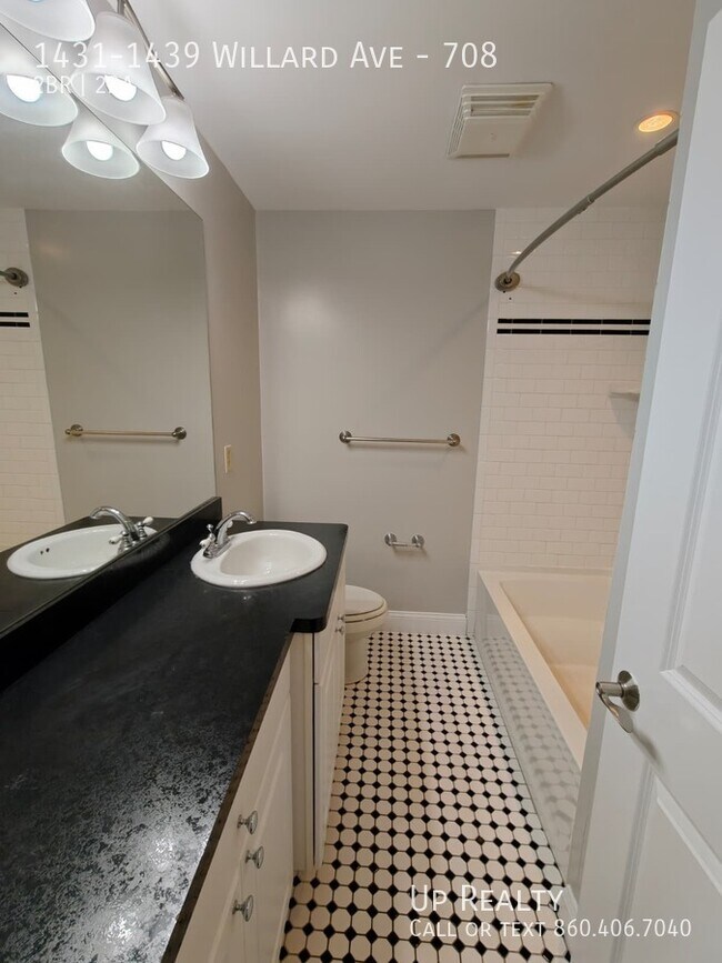 Building Photo - 1431-1439 Willard Ave-708