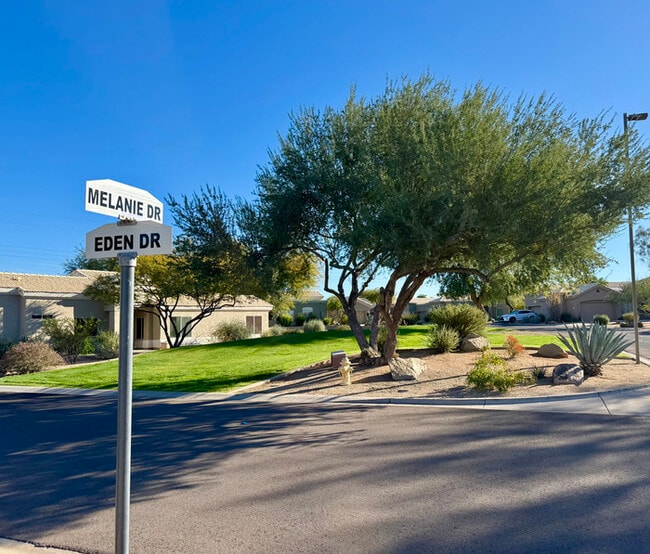 Building Photo - Charming Tatum Village Patio Home ? Ideal for Seasonal or Year-Round L