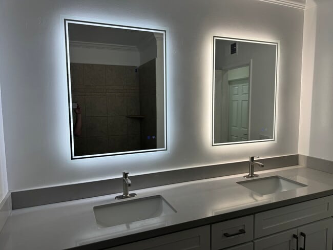 Building Photo - 3536 West Ave