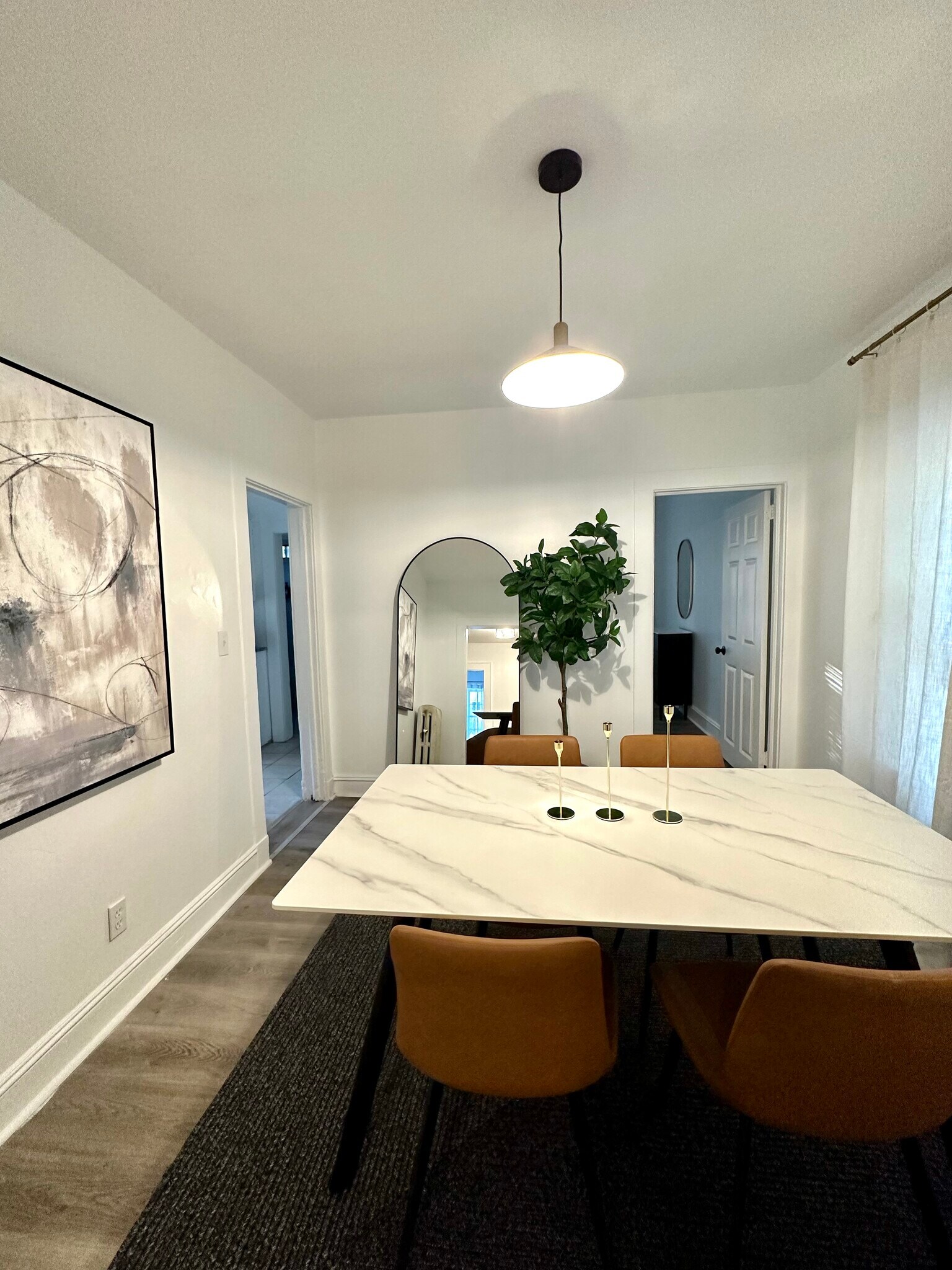 Building Photo - 48 Maple Ave