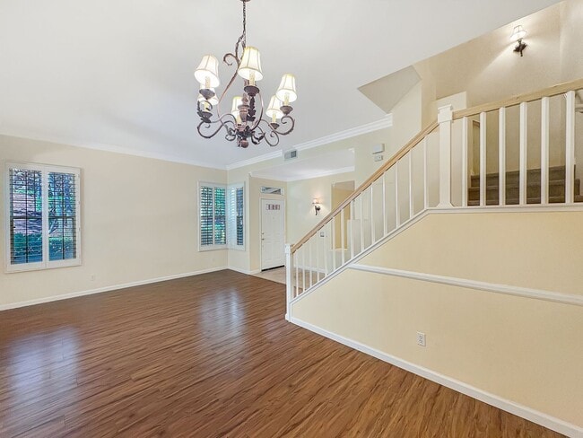 Building Photo - Stunning 3B/2.5BA Home in San Diego w/ Fir...