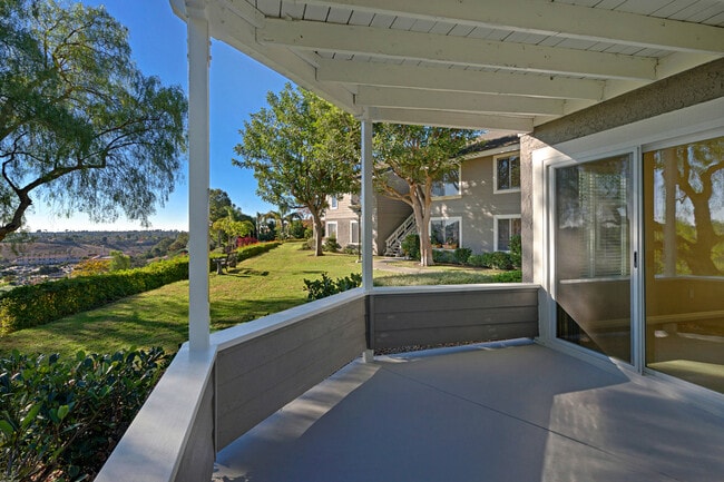 Building Photo - Remodeled Seawatch Condo with Beautiful Views