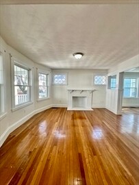 Building Photo - 253 Brown St