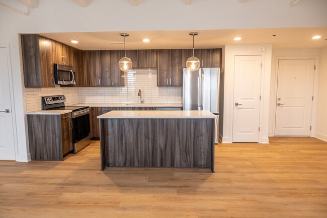 2308 | Kitchen - ArriveKC Condos