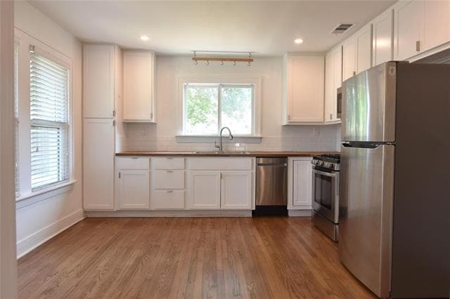 Building Photo - 1102 Elmhurst Pl