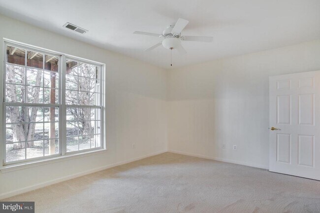 Building Photo - 87 Harbour Heights Dr