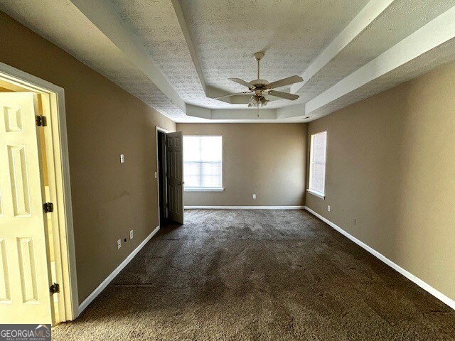 Building Photo - 4034 Robin Cir