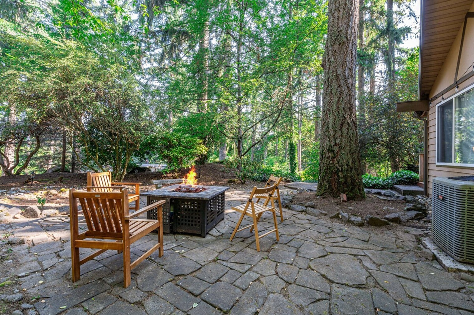 Building Photo - 16441 SE 42nd Pl