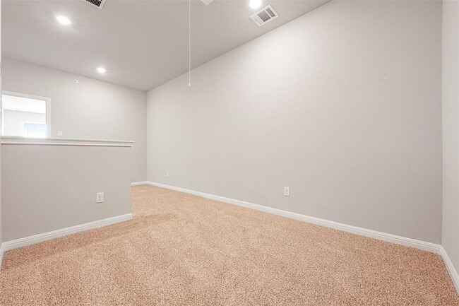 Building Photo - 104 Cinnabar Ln