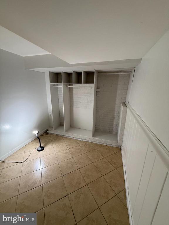 Building Photo - 1714 E St NE