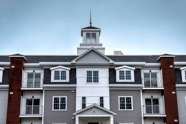 Floorplan - The Residences at Lincoln Park