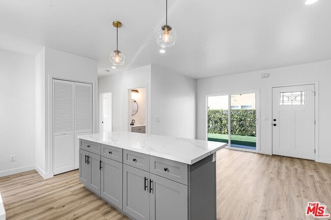 Building Photo - 1622 Morton Ave