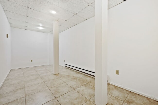 Building Photo - 114 Washington St