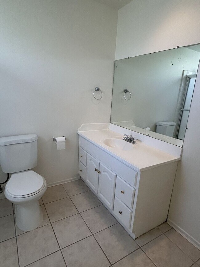 Building Photo - Cozy 3 bedroom Condo in the most desired neighborhood at City of Alhambra