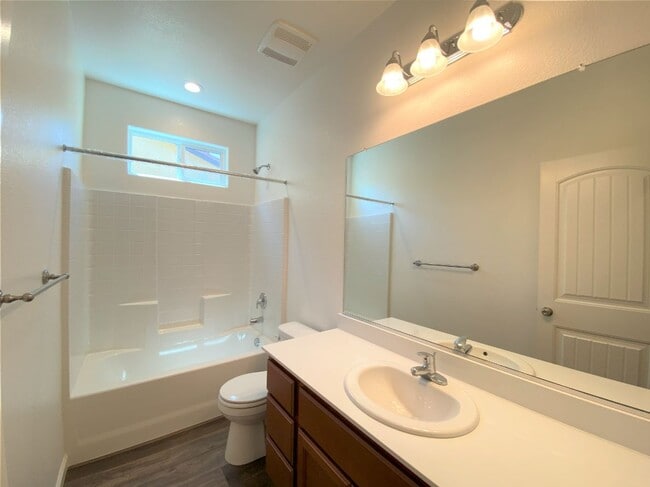 Building Photo - 4422 Andrea Dr