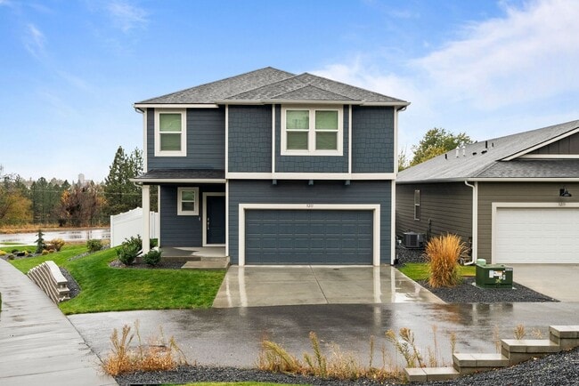 Primary Photo - Newer Construction Home in Upriver Drive Neighborhood